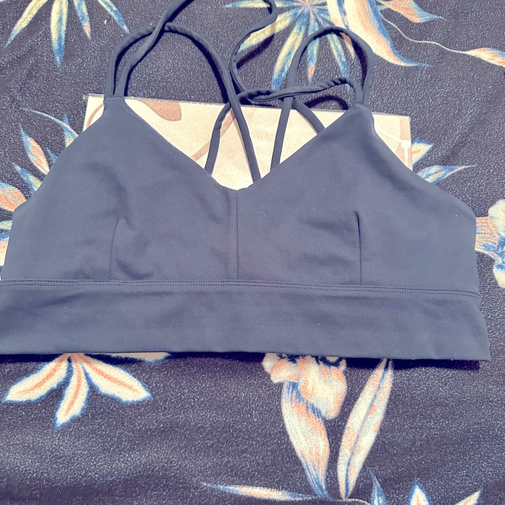 sports bra